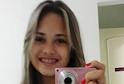 Loiríssima....alegre....amiga pra todos os momentos....amo a vida e meus amigos....