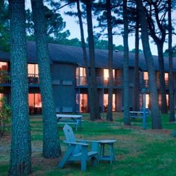 RefugeInn's profile picture. Revive and refresh with casually elegant accommodations at the Refuge Inn – Charming Chincoteague hotel lodging located near Assateague Island & Beach.