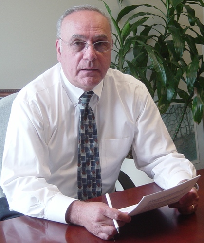 Marketing Professor and Consultant. I specialize in teaching Strategic Marketing Management and B2B Marketing. Developed 18 Training To Go On-line Courses.