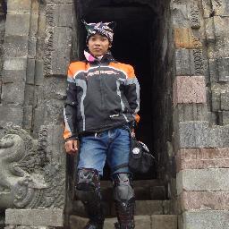 Keep the spirit ganbatte kudasai, we can do it, together so beautiful