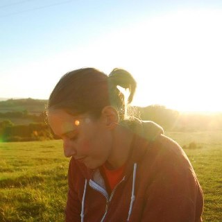 powellemma16's profile picture. 