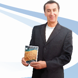 ME DEDICO A AYUDAR A LAS PERSONAS A MEJORAR SU SALUD TANTO FISICA COMO EMOCIONAL. ESTUDIO METAFISICA Y PSICONEUROINMUNOBIOLOGIA. Me encanta jugar tenis,bailar .