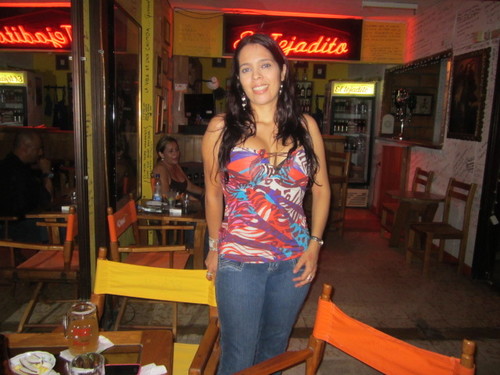 andreavelasr's profile picture. 