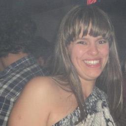 Sagitariana, paciente(mas nem tanto), sincera(até demais), gaucha de coração, colorada. E, muito além disso, amiga e parcera pra todas as horas...