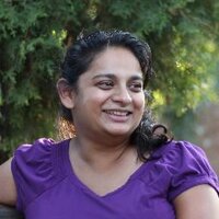 Rina Shaikh-Lesko (@rinawrites) Twitter profile photo