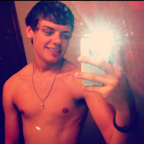 aubrey_massey's profile picture. 