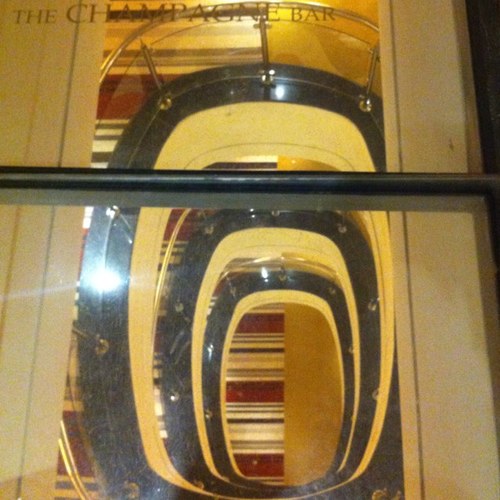 Qphren's profile picture. 🇰🇪🇬🇧🇺🇦