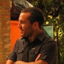 Conductor de MIRA QUIEN HABLA de L a S de 13 a 16 hs. Fm 10 Bolívar, 106.1 Mhz. De Bolivar, Pcia de Bs As. Catador de buenas costumbres. Fana de River!