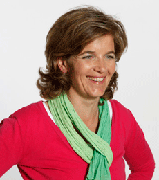 Trainer/facilitator: creatieve slagkracht & persoonlijke vernieuwing; co auteur Lenig Denken, Innovatiewerkplaats, Overheidsparticipatie, cocreatie, trends