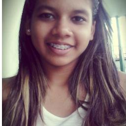 eu te amo ! Minha Tudoona Linda s2 . @KarolSantos_ aqui ;*