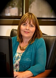 Val_Sinor's profile picture. 