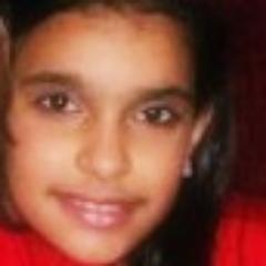 Não importa o que as pessoas pensam. Se você acredita que vale a pena, lute por isso. :) Xx