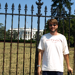 Constitutional Conservative. Proud husband and father. Here for politics and sports. Hook 'Em! 

No, I do not want to check out your OnlyFans page.