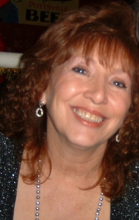 laineyMoonMaid's profile picture. 