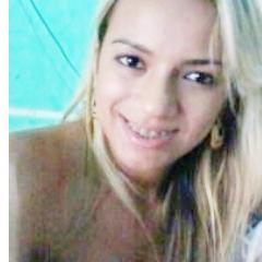 Não sou calma, muito menos um doce de pessoa. Então, os sensíveis que me evitem