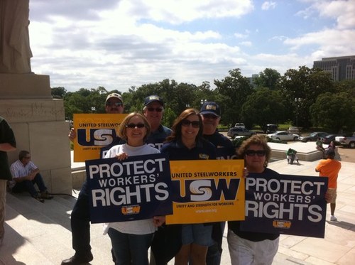 Husband, Father, Grandfather. Retired Union Representative. Workers rights, human rights & voting rights. I stand with Ukraine!#BlueCrew. Resist. NO DM’s