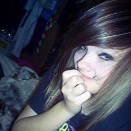 starredspider's profile picture. Female.17.Art.Piercings.Music.Writing.