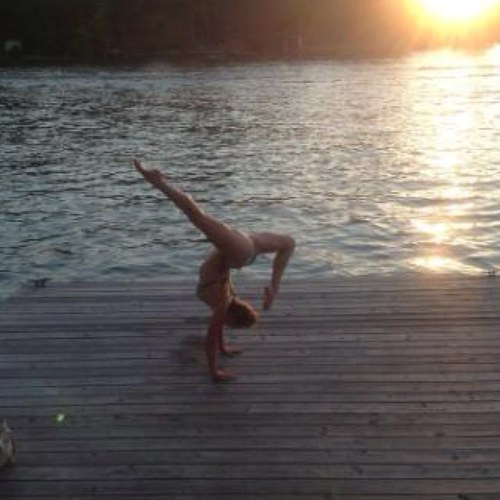 heyitsrissamay's profile picture. 