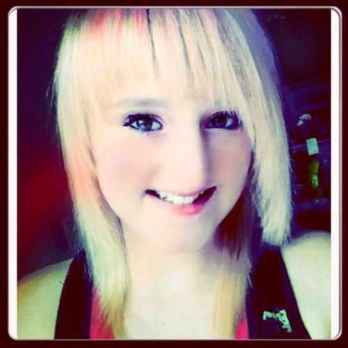 My name is Sahara Michaels, and I'm a 13 year old Wisconsin girl!♥♥♥