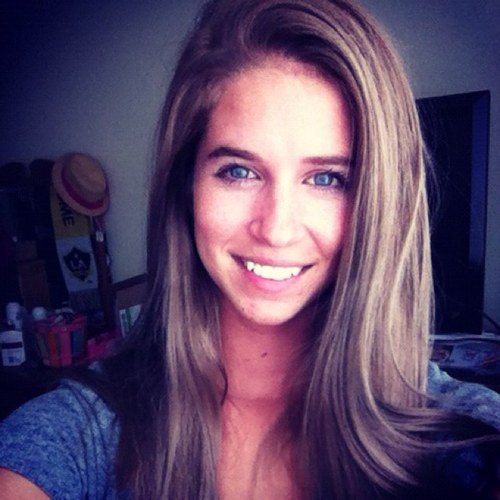 eryyyn's profile picture. :)