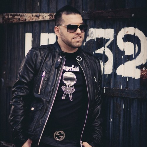 Hip Hop/Rap Artist, Composer, Lyricist Bilingual CEO & Marketing Executive http://t.co/kPj2zSp9TX Revelation Album out now!