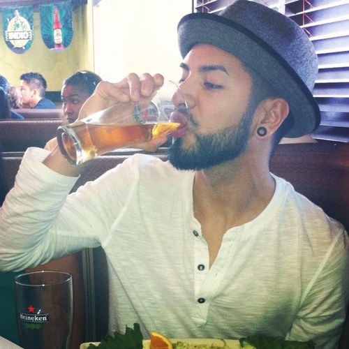 urdaddyrayy's profile picture. Keep it real or keep it moving