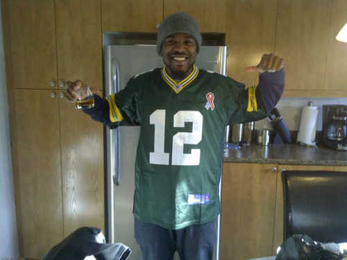 Try to enjoy every moment in life !! Addicted to sports!  #Packersnation #Celticsnation #ImpactFCfan #AntiHabsCertified !!