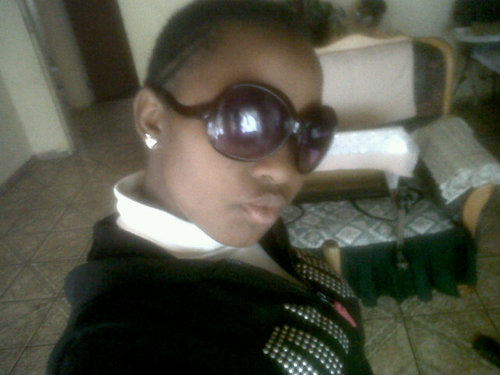 HotgalConfi's profile picture. 