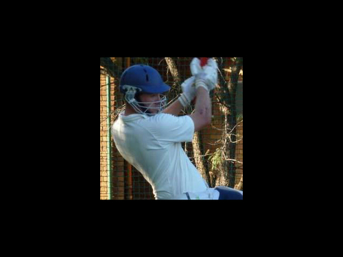 Studying Sport sciences but really just want to play CRICKET! Time to shine!!!
