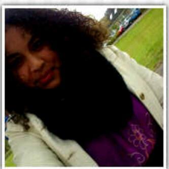 - Antilliaans,Curls. 
 - Tweet bijna never serieus.  
 - 2A079471.