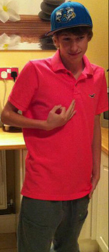 TravisBarclay96's profile picture. Bbm - 27938FC2 ;)