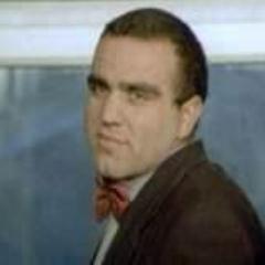 1 yaşında baltayla sünnet olmuşum, 3 yaşında bakmışlar olacak gibi değil, tekrar sünnet etmişler.