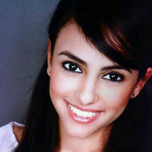 Professional dancer with the National Ballet of Panama. Co-owner & teacher de Studio 9.  @studio9pty
Studio9brisasdelgolf@gmail.com
http://t.co/hul95s85ue
