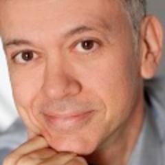Pioniere della rete,tecnofilo,presunt(uos)o Chef. Evangelista dell'innovazione.
Citazione preferita?Un adulto creativo è un bambino sopravvissuto.