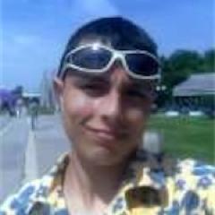 leandrotofc's profile picture. I'm nice with the pencil, but even better off the temple.