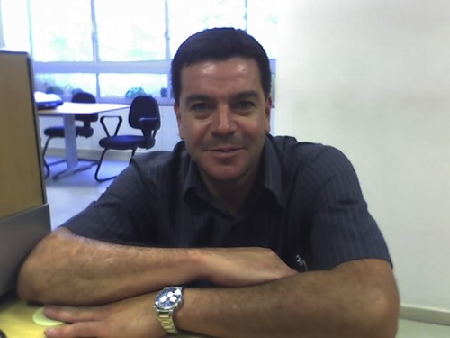 zeluizaguiar's profile picture. 