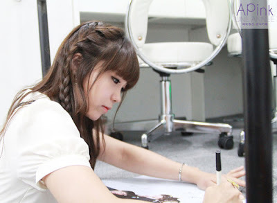 อันยองค่า อึนจีบอท ฝากตัวด้วยน้าา ♥ ll real : @Apinkjej   #93line