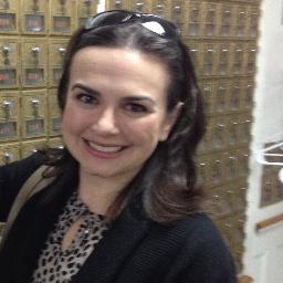 elizabetholear's profile picture. midwestern nice, east coast cultured