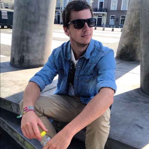 dj, producer, event organizer and blogger. for more info check my blog/website.