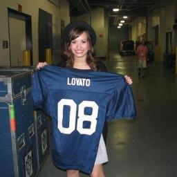 howwedo_party's profile picture. 