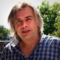 Daten en versieren met mannelijke manieren