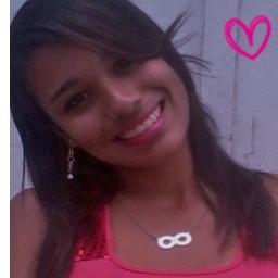 A Priiincesinha que não Nasceeu Para ficar preza no casteelo, Maaiss Sim para Enfrentar A realidade Com a Cabeça Eguiida ~ ♥
Me segue q te sigo de volta :D