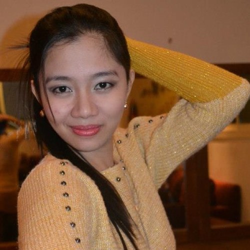 a dreamer, faithful, love her work and swear to do her best at all time, main goal is to make her family happy, optimist, a believer of GOD! ,