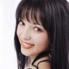 Avid reader of mystery and paranormal novels. Now blogging book reviews and general feedback.