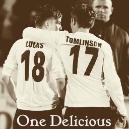 3 American Directioners from Pennsylvania! Been here a while and not leaving anytime soon :) #youwillbedoubletweeted