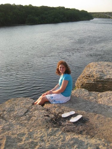 ShannonEileen17's profile picture. 