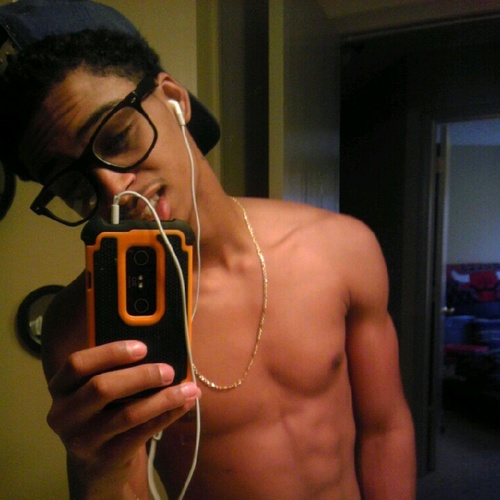 Taken 10-03-12 My name is Niccko... Do you see what I see?