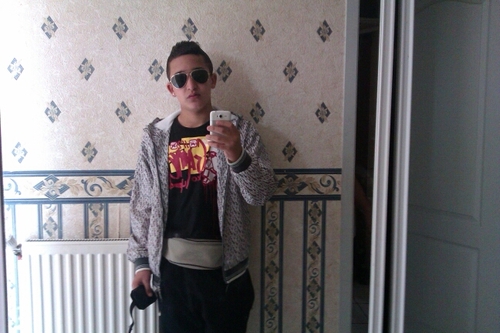 srab31's profile picture. 