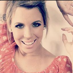 Fã clube criado para reunir os fãs da nossa querida Mariane Oliva (Presidente: @IgorErcolani)
Facebook: http://t.co/9F3bpebp3v