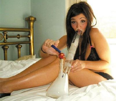 Lucy & Mary Jane had a love child, and here I am. #TeamSingle #PrettyPothead #StayLifted
